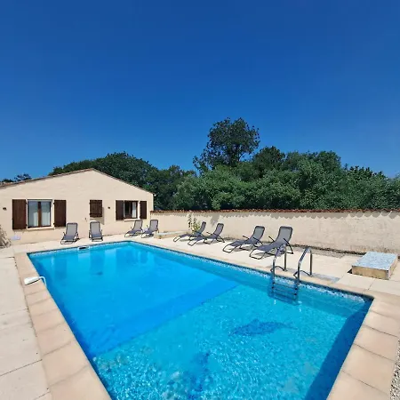 With Private Pool- Petite Hirondelles Villa Saint-Pierre-de-Juillers